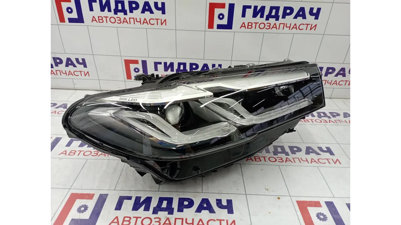 Фара правая BMW 5-serie G30/G31/F90 2017>