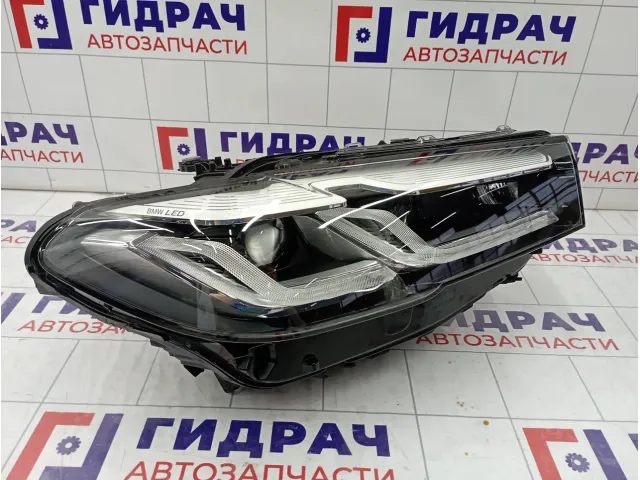 Фара правая BMW 5-serie G30/G31/F90 2017>