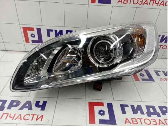 Фара левая Volvo S60 2010-2018