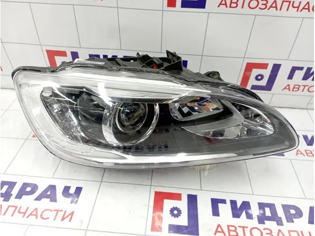 Фара правая Volvo S60 2010-2018