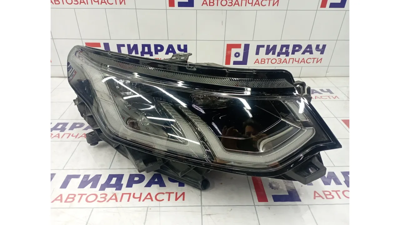 Фара правая Land Rover Discovery Sport 2014>
