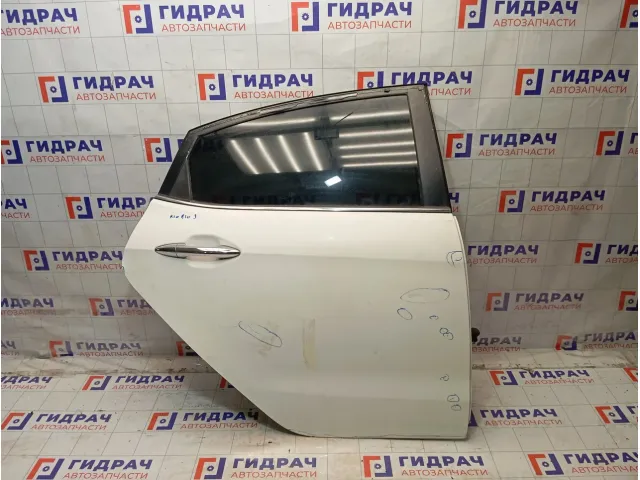 Дверь задняя правая Kia Rio 3 770044Y000