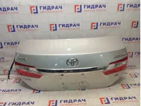 Крышка багажника Toyota Corolla E18 6440102A31