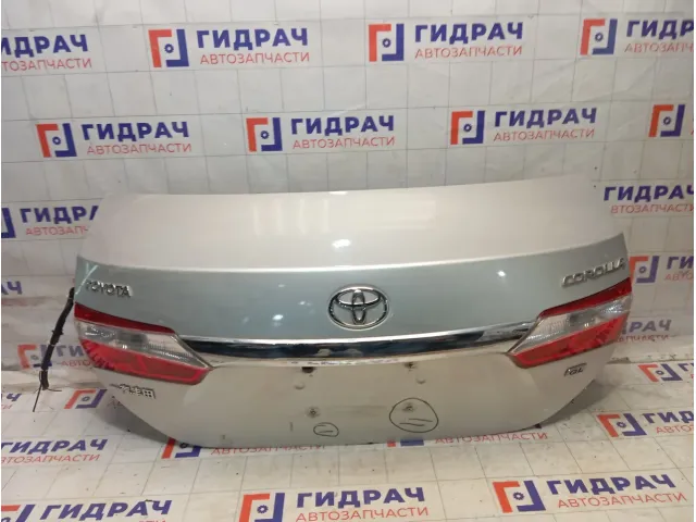 Крышка багажника Toyota Corolla E18 6440102A31