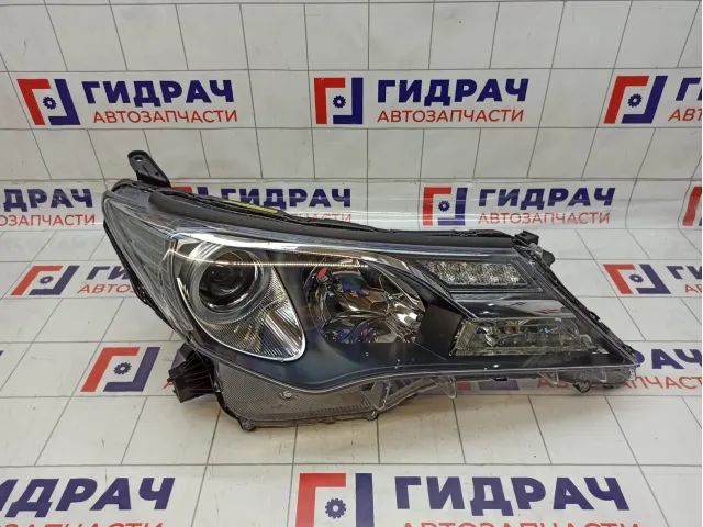 Фара правая Toyota RAV 4 2012-2019