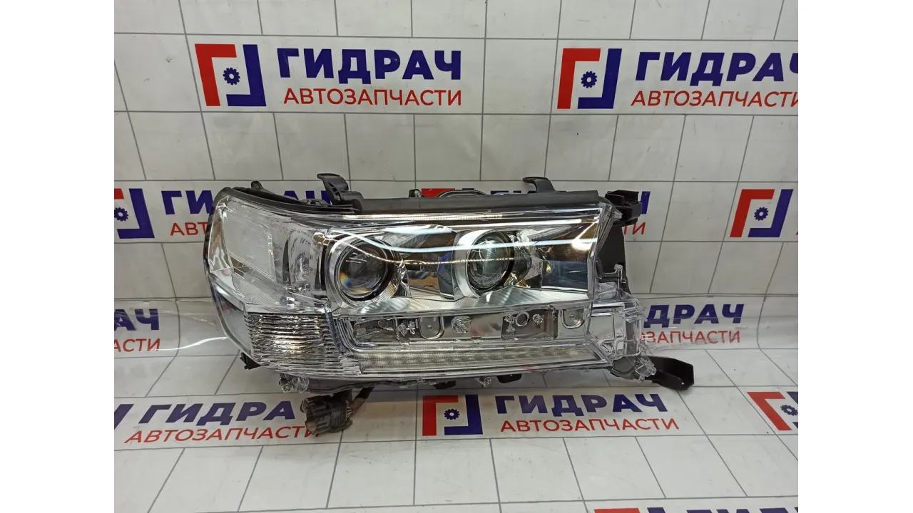 Фара правая Toyota Land Cruiser (200) 2008>