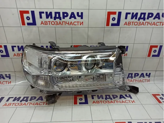 Фара правая Toyota Land Cruiser (200) 2008>