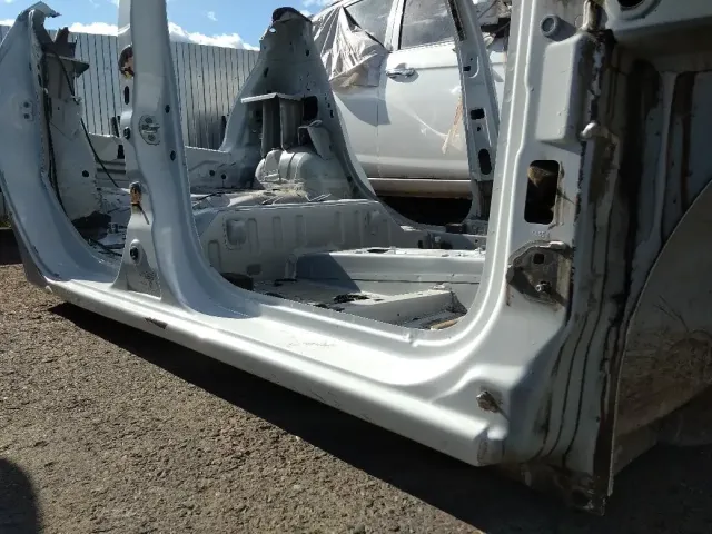 Порог со стойкой правый Renault Sandero 2.