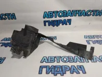 Дефлектор радиатора левый Mazda CX-7 EG2156253.