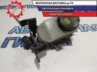 Бачок главного тормозного цилиндра  Mazda CX-7 L20643550E .
