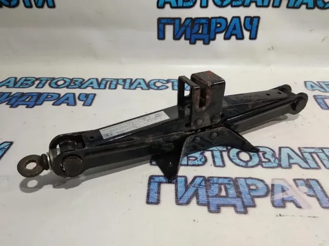 Домкрат  Mazda CX-7 LC6237790C