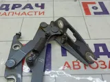 Петля багажника правая Volkswagen Jetta V 1K5827302A