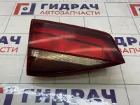 Фонарь задний внутренний левый Volkswagen Jetta VI рестайлинг 5C6945093L