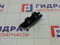 Блок управления стеклоподъемниками Hyundai Santa Fe I 9357026100