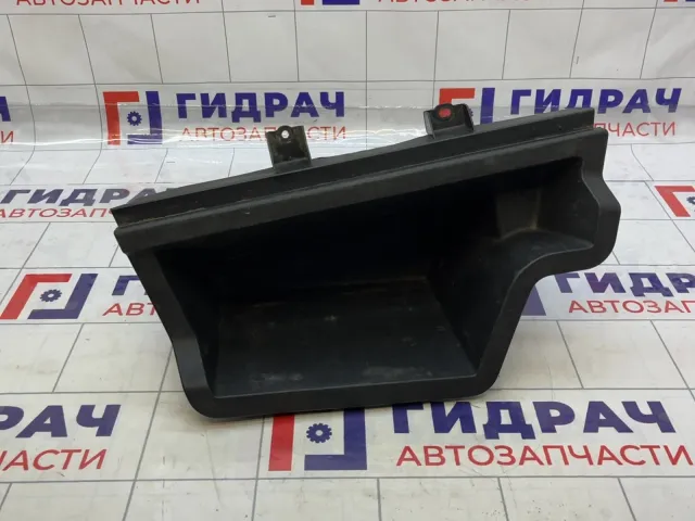 Ящик для инструментов правый Toyota Avensis T250 6474105010