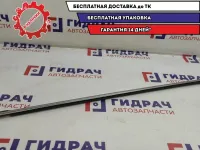 Накладка стекла переднего правого Kia Cerato 2 82220-1M000.