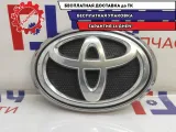 Эмблема решетки радиатора Toyota Hilux (GGN125) 753120K050.