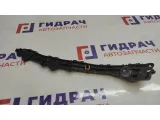 Кронштейн заднего бампера левый Lexus RX (AGL20) 52576-48050.