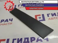 Накладка стойки двери задней правой Toyota RAV4 (XA50) 75075-42090.