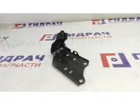 Кронштейн крепления крыла правого Toyota CAMRY V50 53835-33080. Новый.