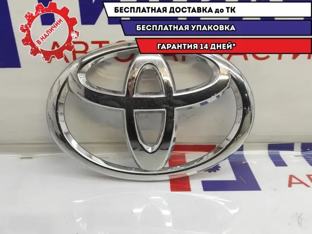 Эмблема решетки радиатора  Toyota CAMRY V50 90975T2017.