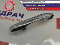 Ручка двери передней наружная левая Toyota CAMRY V70 6921033101. Царапины, с бесключевым доступом.