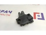 Замок багажника Toyota CAMRY V70 64600-33150.