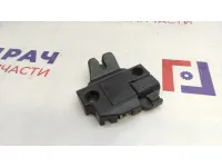 Замок багажника Toyota CAMRY V70 64600-33150.