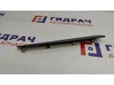 Накладка декоративная Ford Mondeo IV 7S71A045F02A. Царапины.