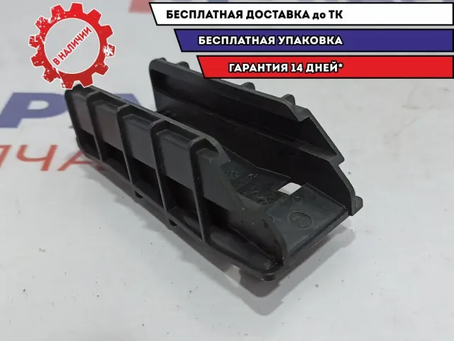 Кронштейн бампера BMW 5GT 03F0730013.