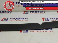Накладка кузова Audi A8 (D4) 4H0807217A01C. Царапины.