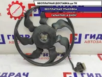 Крыльчатка вентилятора радиатора Kia Soul 25380-2B000. Дефект разъема.