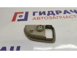 Накладка ручки внутренней левой Kia Sorento (BL) 82612-3E000.