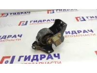 Опора двигателя передняя Hyundai Sonata (NF) 219113K050. С кронштейном.