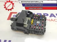 Блок предохранителей Chevrolet Aveo (T200) 96651966.