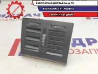 Дефлектор воздушный Skoda Octavia (A5) 1Z0819203. Дефект шторки.