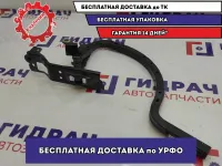 Петля крышки багажника правая Toyota Camry V70 64510-33181. Новая.
