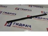 Уплотнитель стекла двери задней левой Kia Rio 4 83231-H0000.