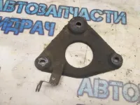 Кронштейн передней балки правый Nissan Primera P12 2005 54342AU000 Отличное состояние