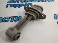 Опора двигателя передняя Kia Rio 4 21950H5000 Отличное состояние