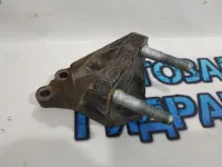 Кронштейн опоры двигателя правый Kia Rio 4  216702B100 Отличное состояние