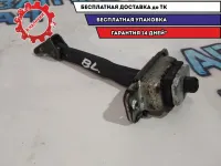 Ограничитель двери задней левой Kia Rio 4  79480H0000 Отличное состояние