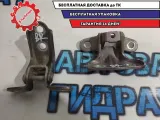 Петли двери задней правой Kia Rio 4  793202H000 Отличное состояние