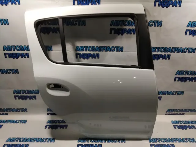 Дверь задняя правая Renault  Sandero 2 821002434R.