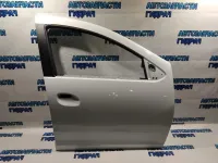 Дверь передняя правая Renault Sandero 2 801008681R.