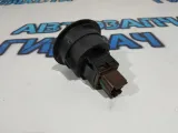 Выключатель Renault Sandero 2 2772000Q0A .