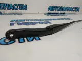 Поводок стеклоочистителя передний правый Renault Sandero 2 288869727R.