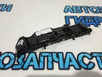 Кронштейн переднего бампера правый Renault Sandero 2 622226527R.