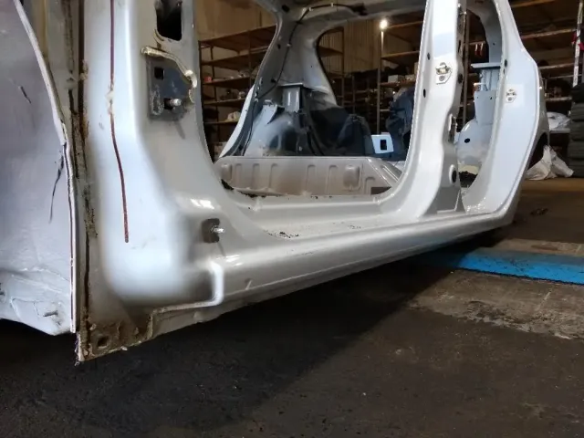 Порог со стойкой левый Renault Sandero 2.