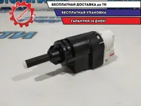Датчик включения стопсигнала Renault Sandero 2 253206170R.